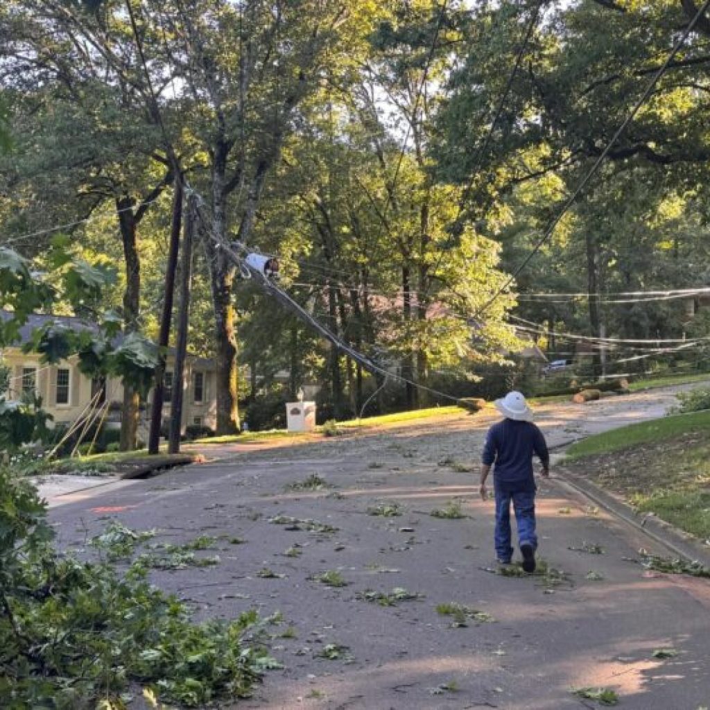 3 tornadoes confirmed across north Alabama, NWS reports 3 tornadoes confirmed across north Alabama, NWS reports