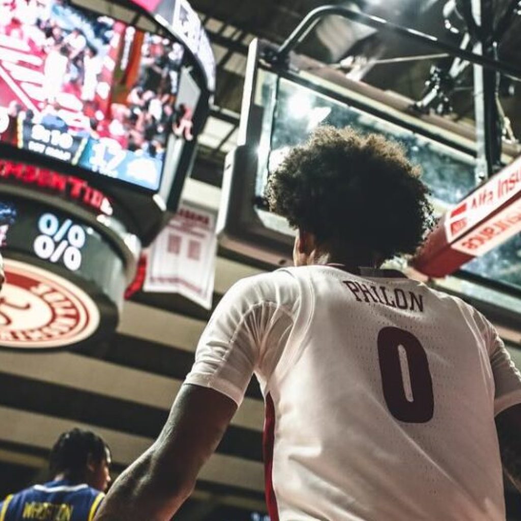 Pair of local basketball stars returning to college after dropping out of NBA Draft Pair of local basketball stars returning to college after dropping out of NBA Draft