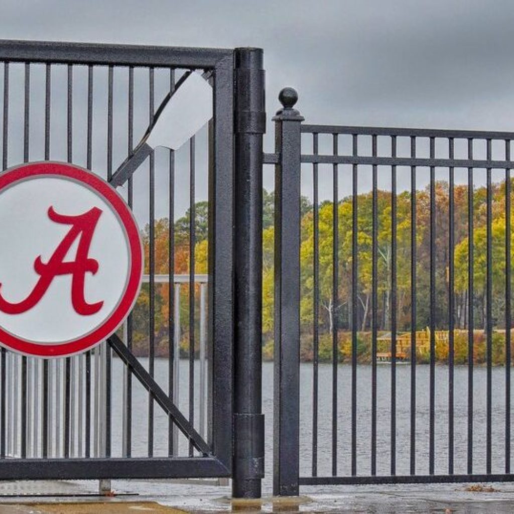 Weekend storms bring record rainfall to Tuscaloosa Weekend storms bring record rainfall to Tuscaloosa