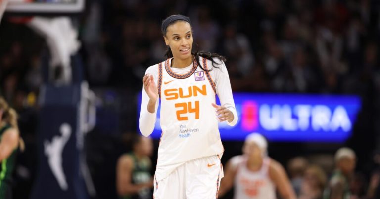 Former Auburn star moves to third on WNBA all-time scoring list Former Auburn star moves to third on WNBA all-time scoring list
