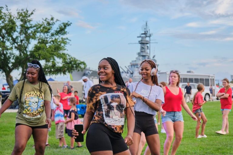 How to do summer in Mobile, from Father’s Day to the Fourth + all season long How to do summer in Mobile, from Father’s Day to the Fourth + all season long