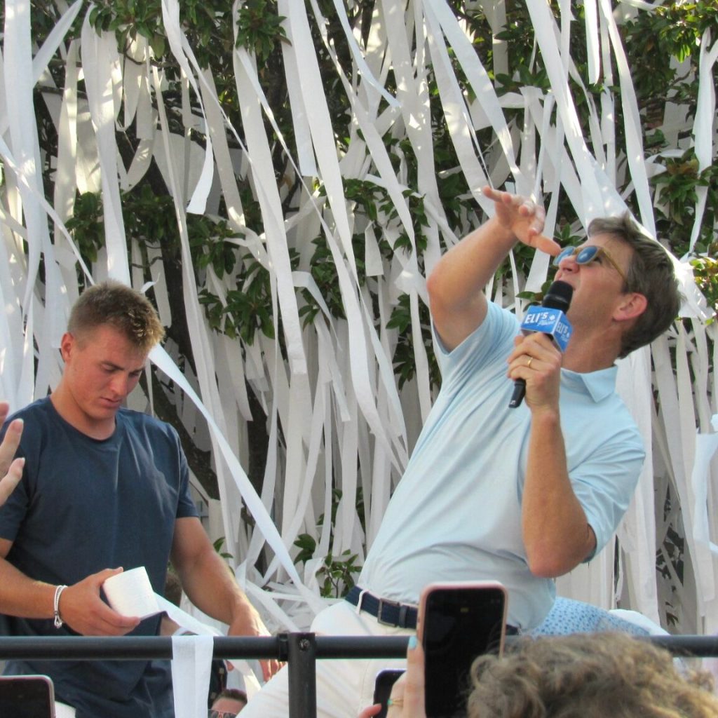 Eli Manning, Bo Nix lead world-record setting event at Toomer’s Corner Eli Manning, Bo Nix lead world-record setting event at Toomer’s Corner