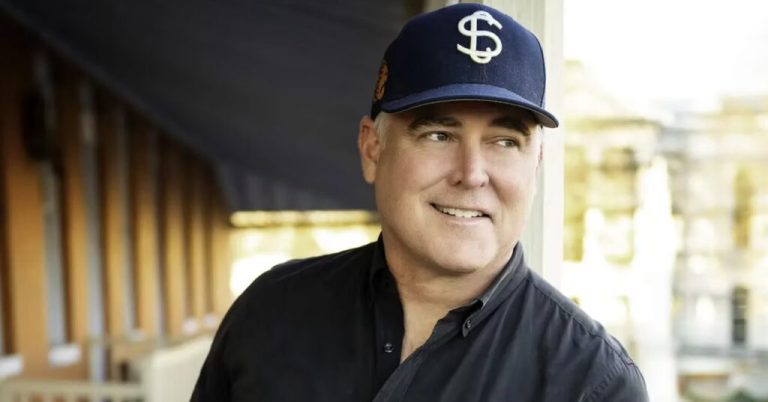 Former Auburn football player set to receive 2026 Harper Lee Award Former Auburn football player set to receive 2026 Harper Lee Award