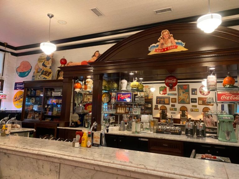 Find out how you can win 0 to your favorite Alabama restaurant this August Find out how you can win 0 to your favorite Alabama restaurant this August