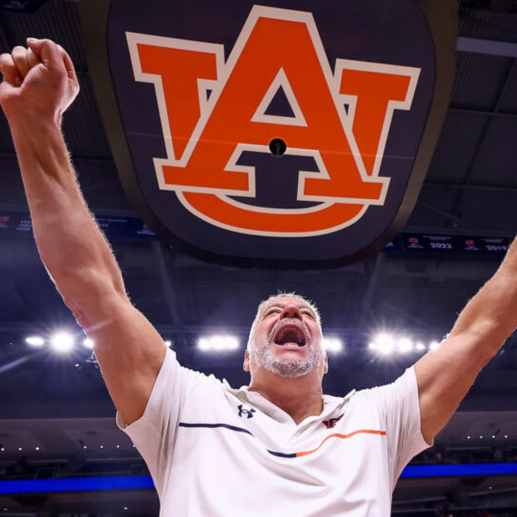 BREAKING: Bruce Pearl to retire, son Steven Pearl to take over as head coach at Auburn BREAKING: Bruce Pearl to retire, son Steven Pearl to take over as head coach at Auburn