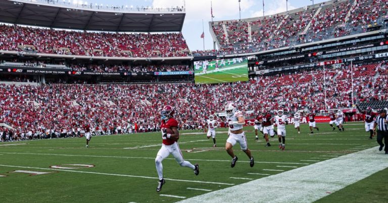 Alabama drops ahead of trip to No. 5 Georgia + Auburn falls out of Top 25 Alabama drops ahead of trip to No. 5 Georgia + Auburn falls out of Top 25