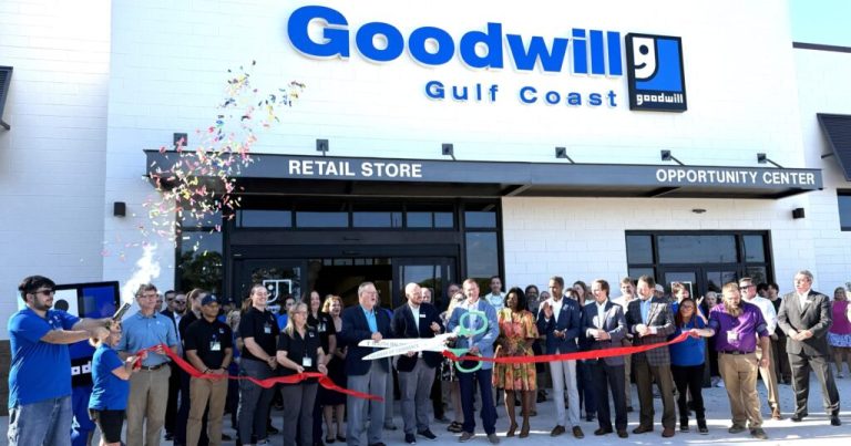 New Goodwill store, facility opens in Foley New Goodwill store, facility opens in Foley