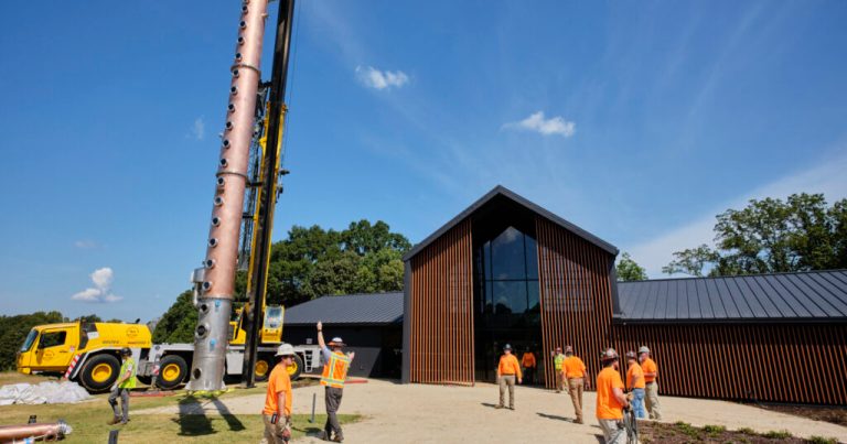 Conecuh Ridge Distillery installs copper still ahead of opening Conecuh Ridge Distillery installs copper still ahead of opening