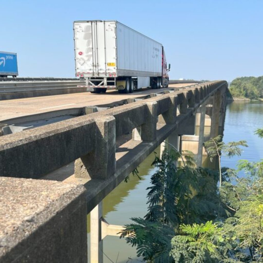 I-20 work on Coosa River bridge to cause major traffic delays next week. Here is how to avoid it. I-20 work on Coosa River bridge to cause major traffic delays next week. Here is how to avoid it.