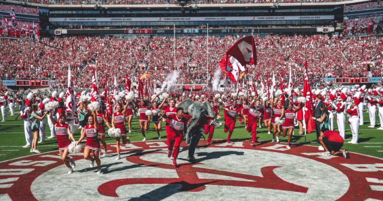 Alabama moves up two spots in AP Poll, set for another Top-20 matchup Alabama moves up two spots in AP Poll, set for another Top-20 matchup