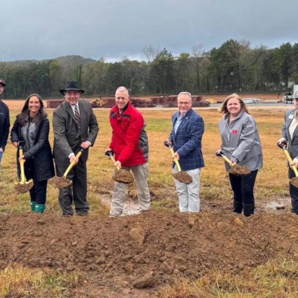 50+ jobs coming to Fort Payne area as pipe manufacturer breaks ground on new facility 50+ jobs coming to Fort Payne area as pipe manufacturer breaks ground on new facility