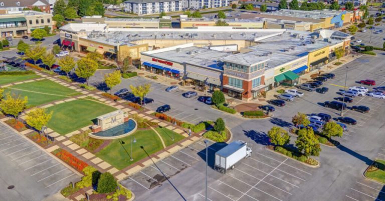 Tuscaloosa’s Midtown Village welcomes 2 new stores Tuscaloosa’s Midtown Village welcomes 2 new stores