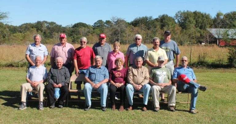 Theodore family sets Guinness World Record for highest combined age of 15 living siblings Theodore family sets Guinness World Record for highest combined age of 15 living siblings