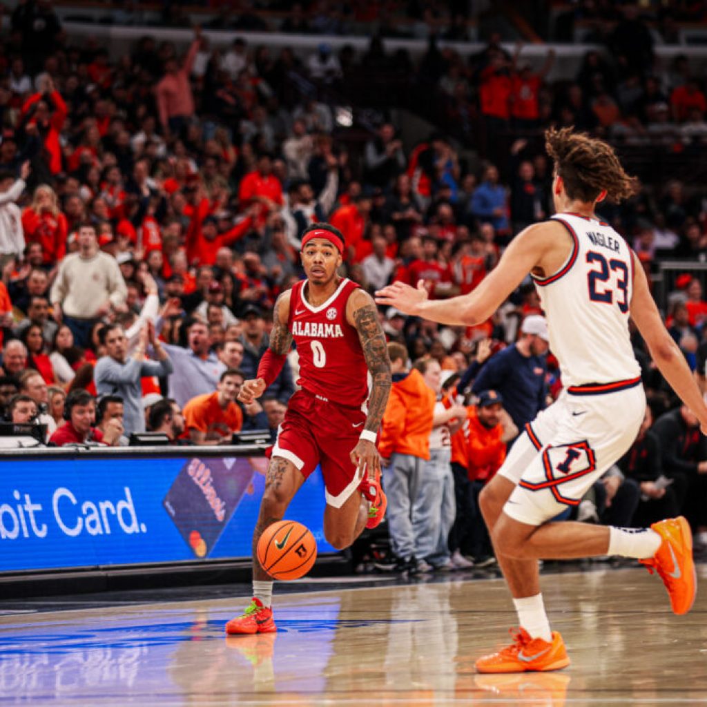 Alabama, Auburn move up in AP rankings ahead of Players Era Festival Alabama, Auburn move up in AP rankings ahead of Players Era Festival