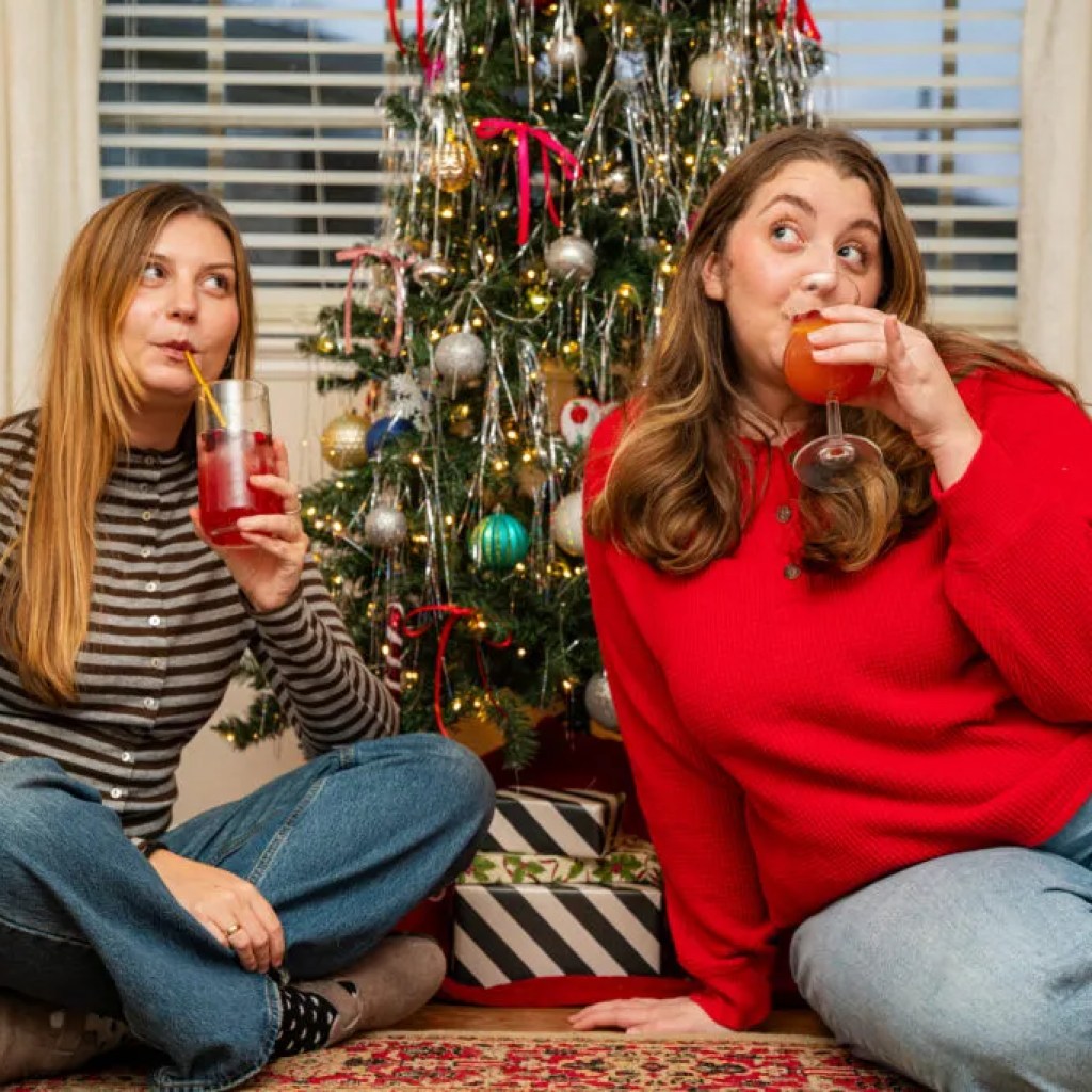 Make your own Christmas bar at home with 3 mocktail recipes Make your own Christmas bar at home with 3 mocktail recipes