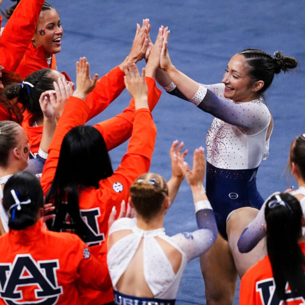 Alabama, Auburn gymnastics hosting top-10 opponents this weekend Alabama, Auburn gymnastics hosting top-10 opponents this weekend