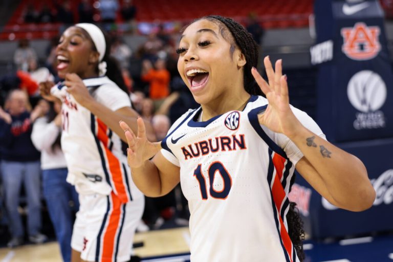 Auburn women’s basketball game moved to Birmingham due to weather Auburn women’s basketball game moved to Birmingham due to weather