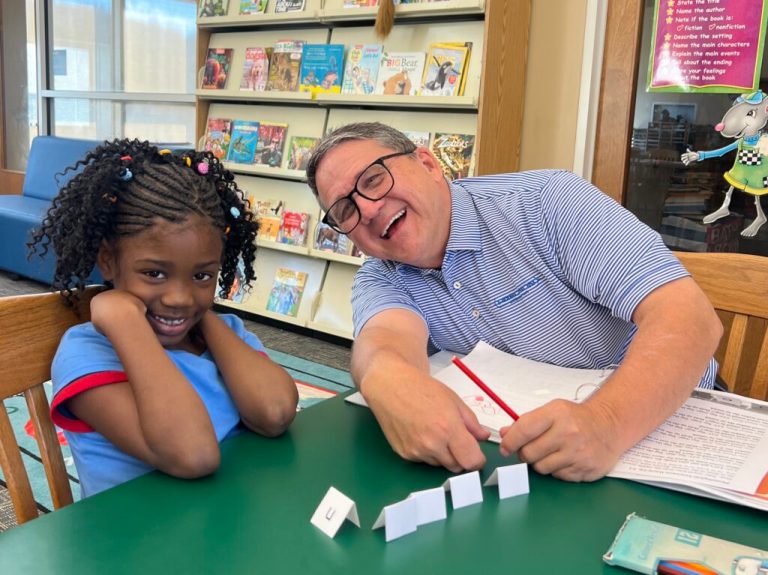 100 tutors needed now for Birmingham’s youngest readers—how to sign up 100 tutors needed now for Birmingham’s youngest readers—how to sign up