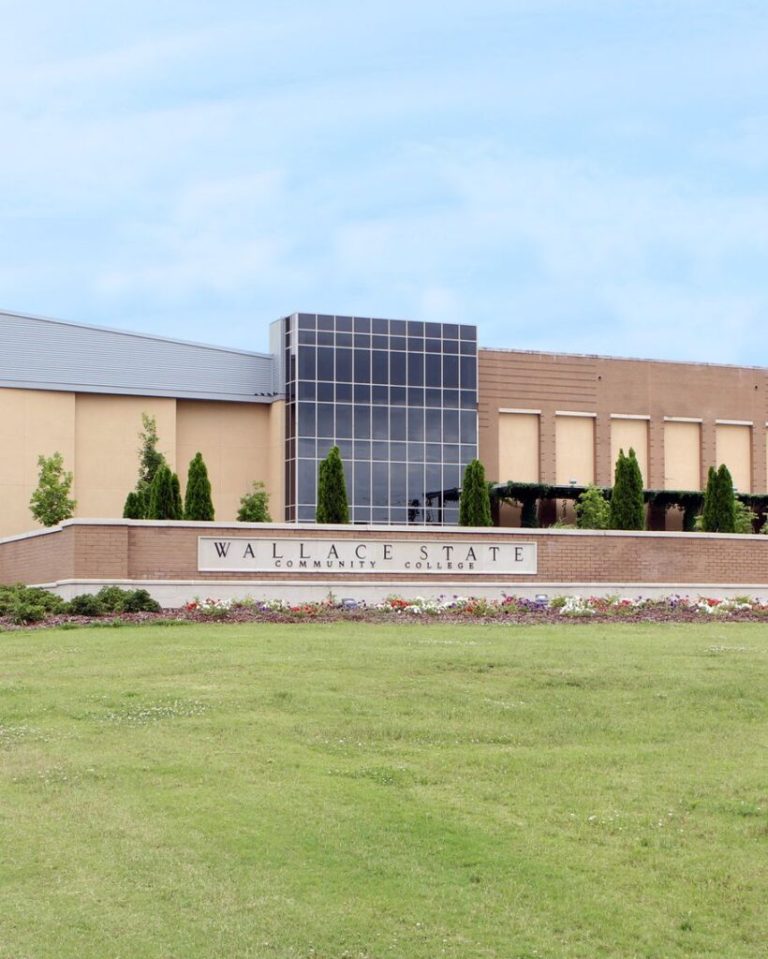 WalletHub ranks top 10 community colleges in Alabama WalletHub ranks top 10 community colleges in Alabama