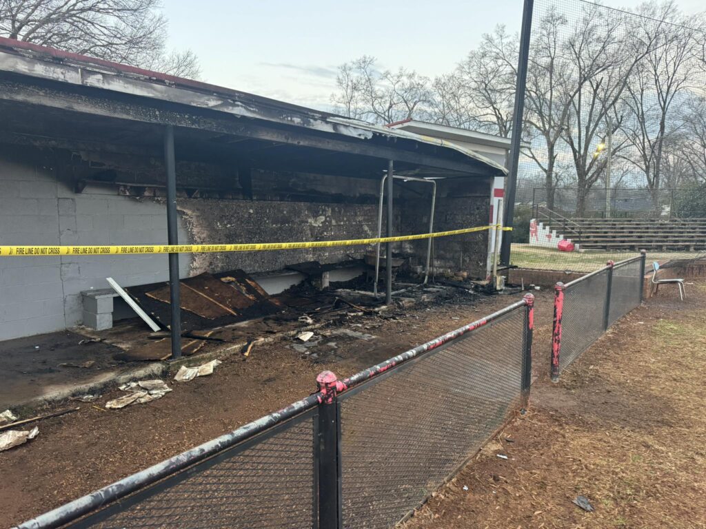 Local restaurant gets new uniforms for Talladega High School after dugout fire