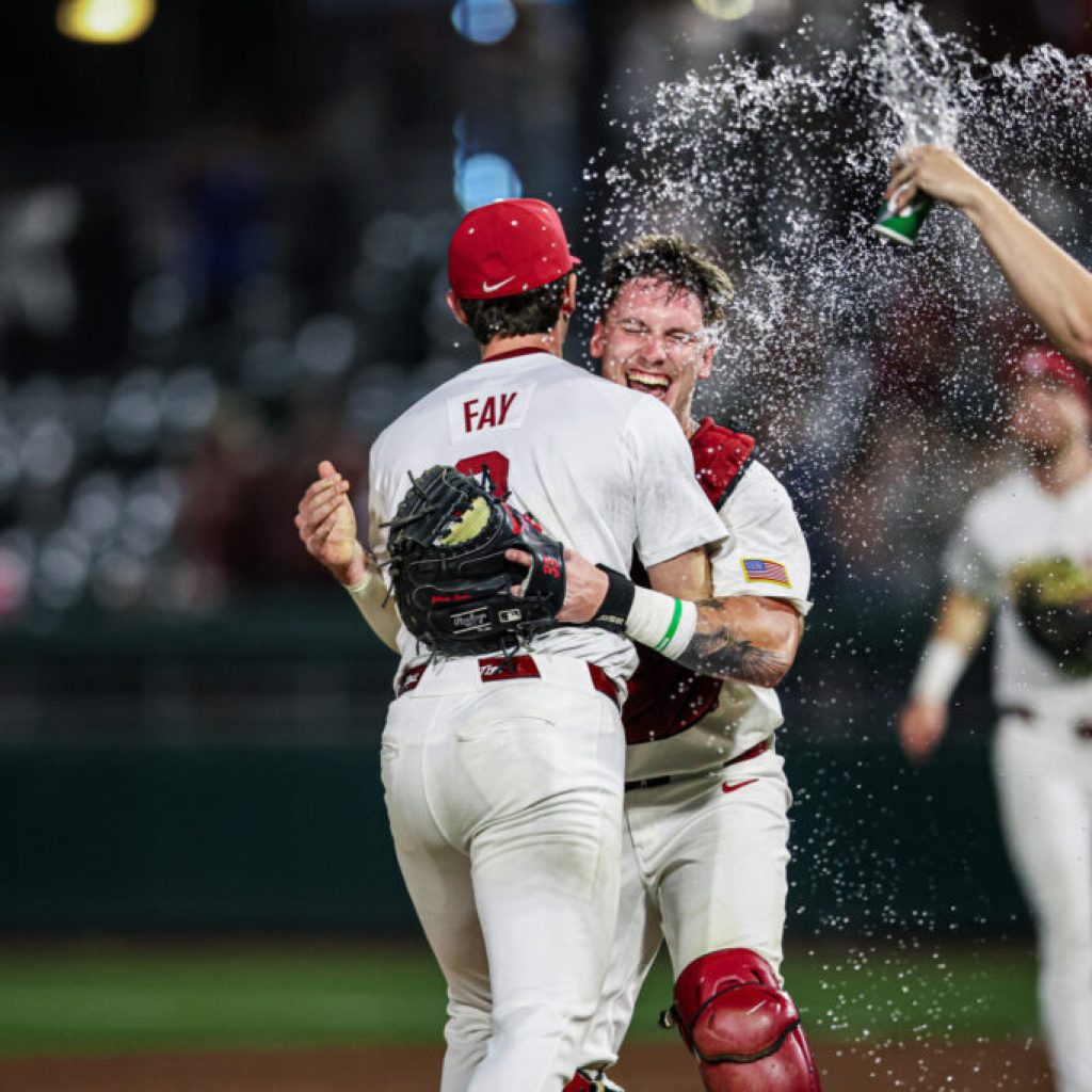 Alabama pitcher throws program’s first complete game no-hitter since 1942 Alabama pitcher throws program’s first complete game no-hitter since 1942
