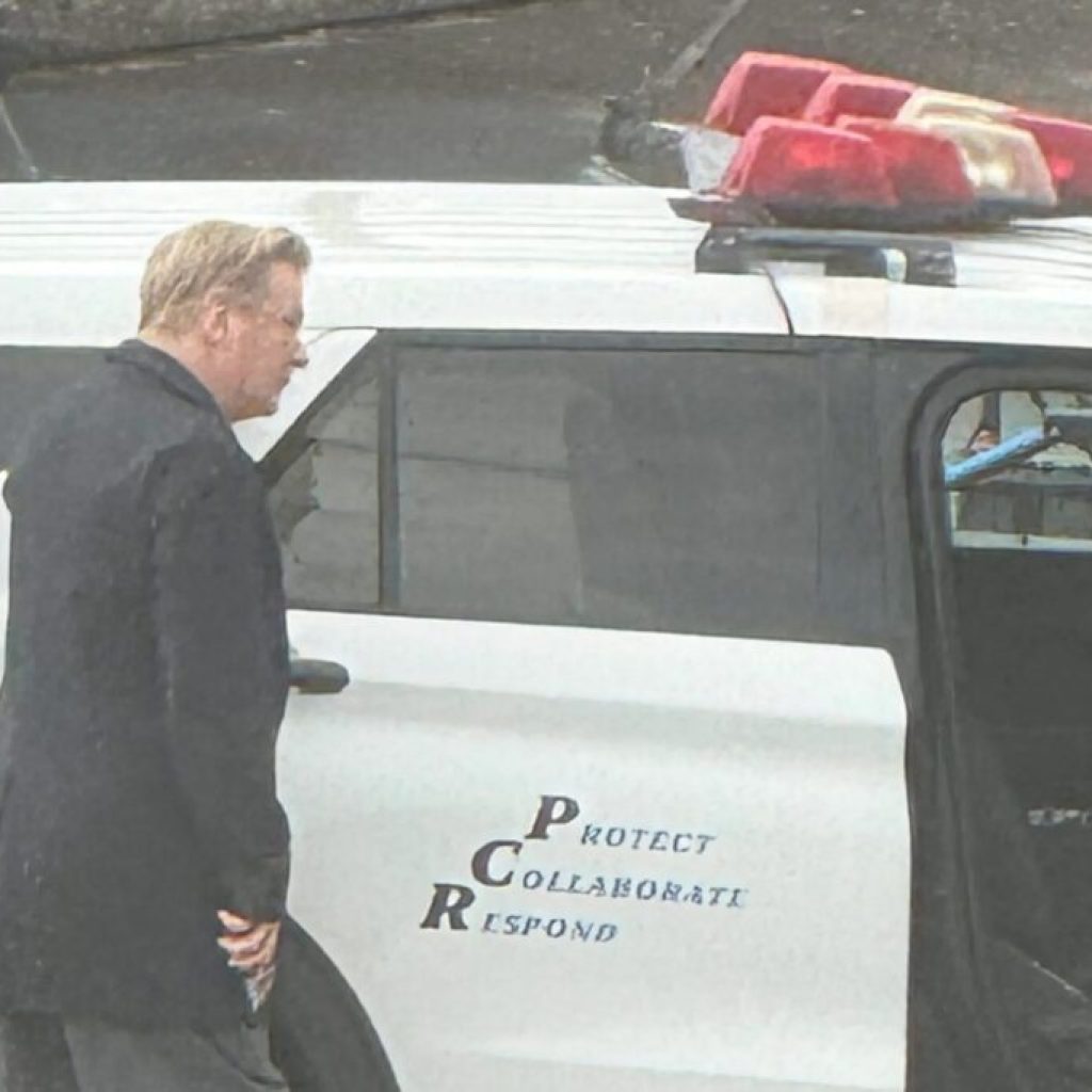 Alec Baldwin reportedly spotted filming in Alabama Alec Baldwin reportedly spotted filming in Alabama