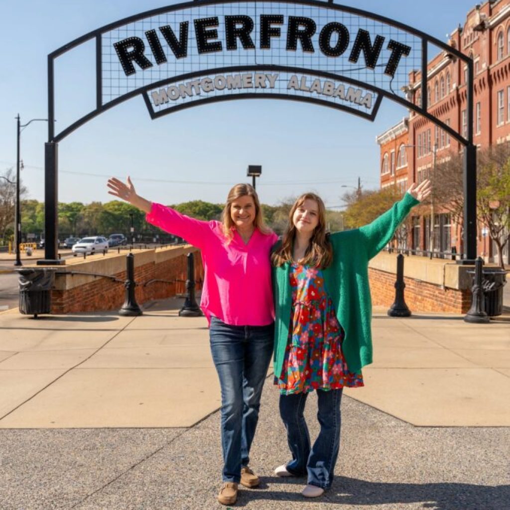 Meet our new site: MONTGOMERY UP is here! Follow + win ,000 giveaway Meet our new site: MONTGOMERY UP is here! Follow + win ,000 giveaway