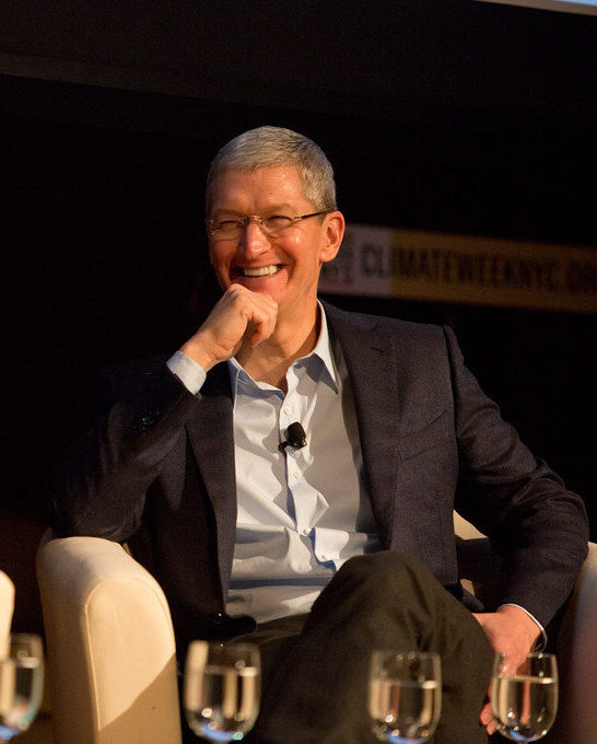 Alabama native Tim Cook to step down as Apple CEO Alabama native Tim Cook to step down as Apple CEO