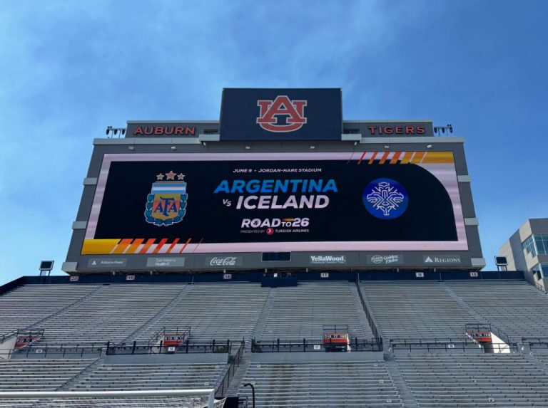 Messi, Argentina coming to Auburn’s Jordan-Hare for World Cup tune-up in June Messi, Argentina coming to Auburn’s Jordan-Hare for World Cup tune-up in June