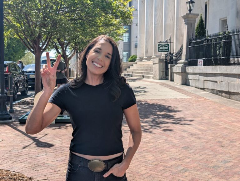 How Danae Hays went from softball national champion to rising comedy star How Danae Hays went from softball national champion to rising comedy star