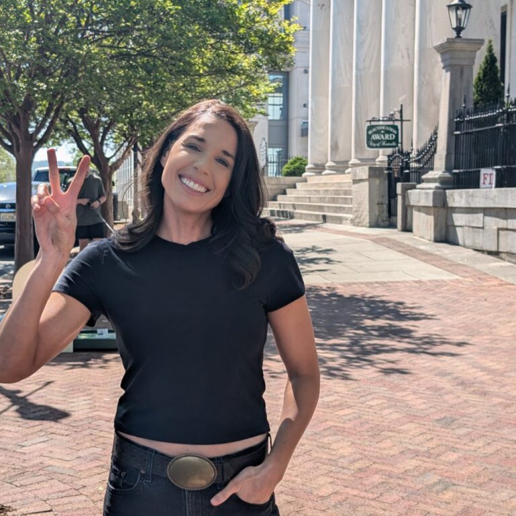 How Danae Hays went from softball national champion to rising comedy star How Danae Hays went from softball national champion to rising comedy star