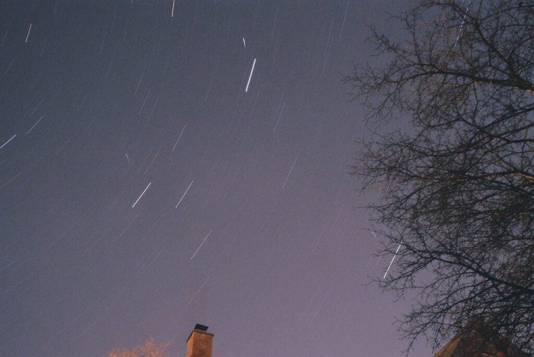 Lyrid meteor shower peaks this week—how to watch in Alabama Lyrid meteor shower peaks this week—how to watch in Alabama