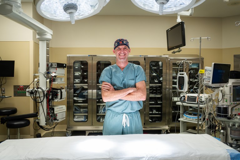 See how this local sports surgeon upgraded his practice with better business sense See how this local sports surgeon upgraded his practice with better business sense