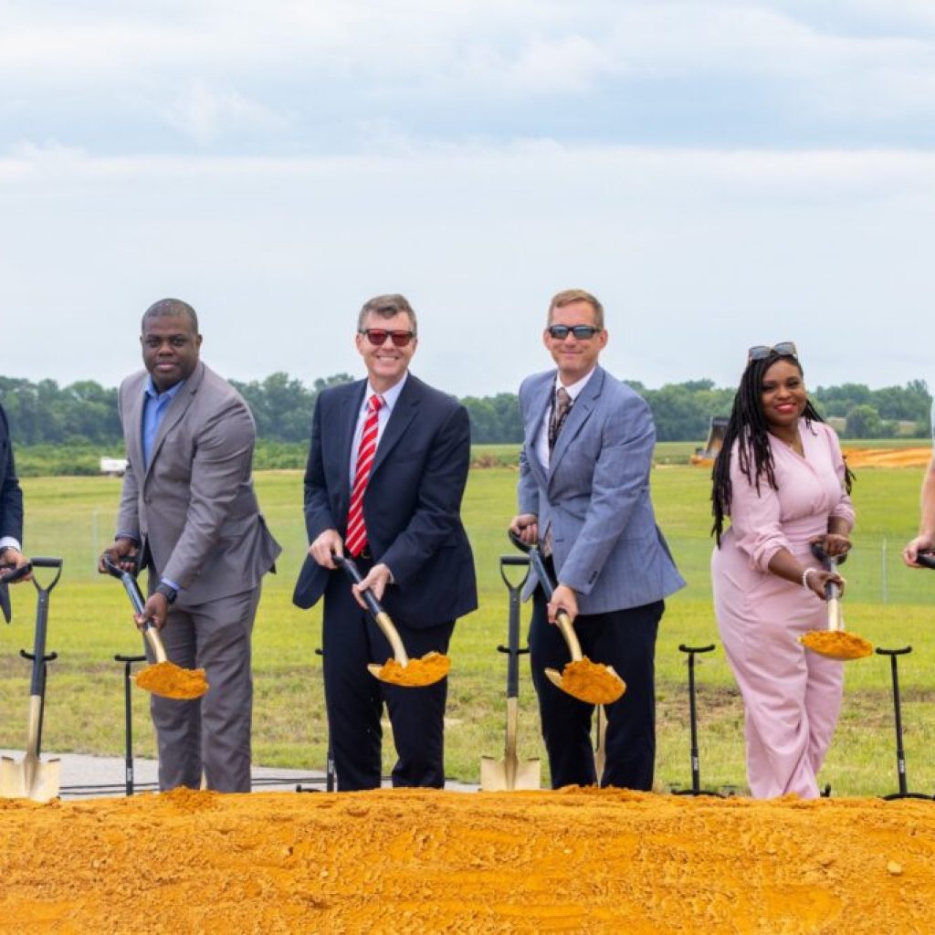 Tuscaloosa airport begins M runway extension project Tuscaloosa airport begins M runway extension project