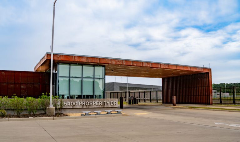 Data center growth in Alabama: 492 Alabamians weigh in Data center growth in Alabama: 492 Alabamians weigh in