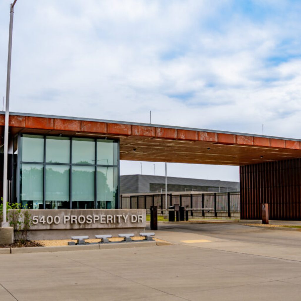 Data center growth in Alabama: 492 Alabamians weigh in Data center growth in Alabama: 492 Alabamians weigh in