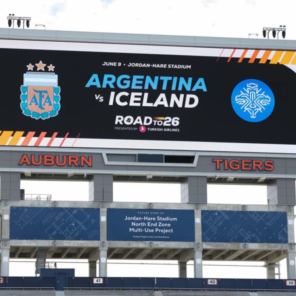 Lionel Messi bringing eyes of the soccer world to Auburn: What you need to know Lionel Messi bringing eyes of the soccer world to Auburn: What you need to know