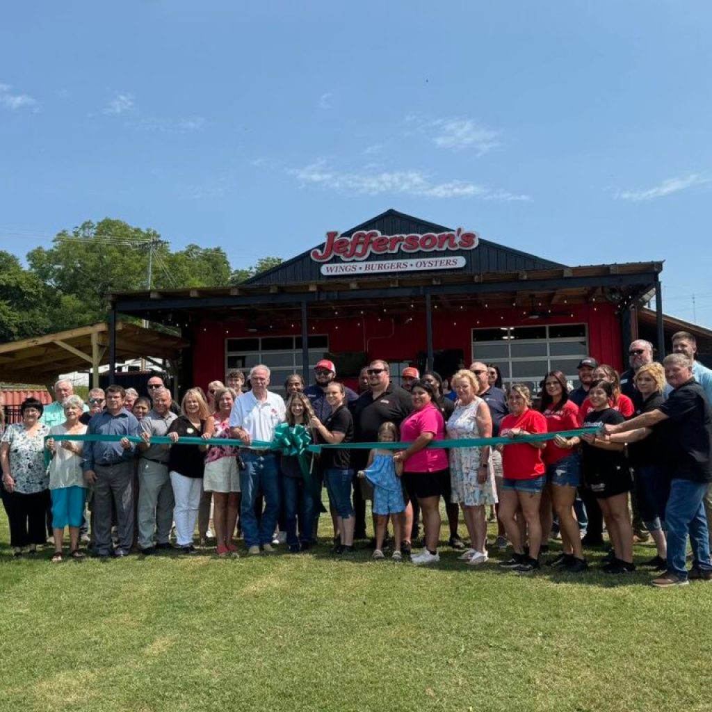 Jefferson’S Opens 12Th Alabama Location On Weiss Lake Jefferson’S Opens 12Th Alabama Location On Weiss Lake