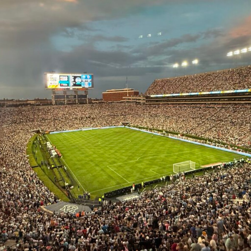 Lionel Messi shines as Auburn hosts record crowd for soccer game in Alabama Lionel Messi shines as Auburn hosts record crowd for soccer game in Alabama