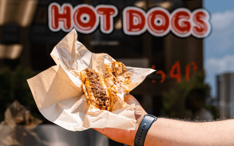 9 of Alabamaβs best hot dog spots you have to try 9 of Alabamaβs best hot dog spots you have to try