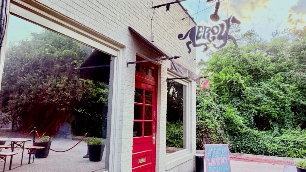 Montgomery Bar Named Among Best In The Country By Usa Today Montgomery Bar Named Among Best In The Country By Usa Today