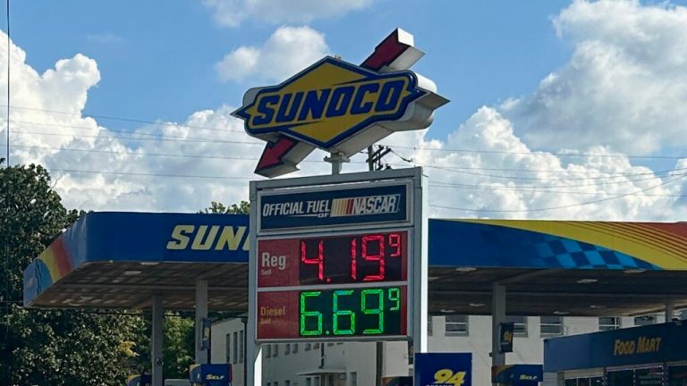 Alabama diesel prices hit new record high Alabama diesel prices hit new record high