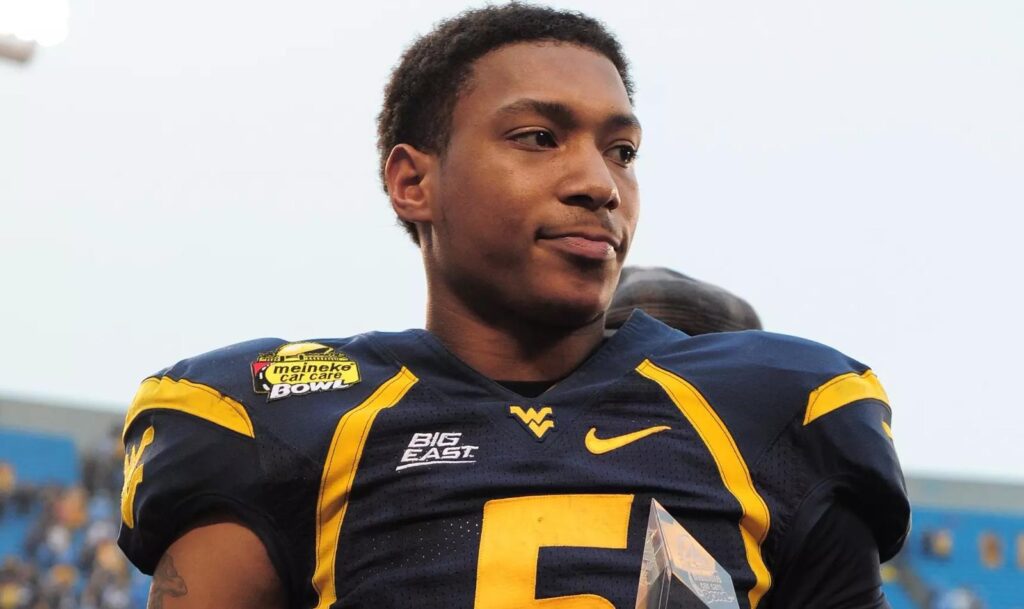 Alabama native Pat White gets jersey retired at West Virginia Alabama native Pat White gets jersey retired at West Virginia