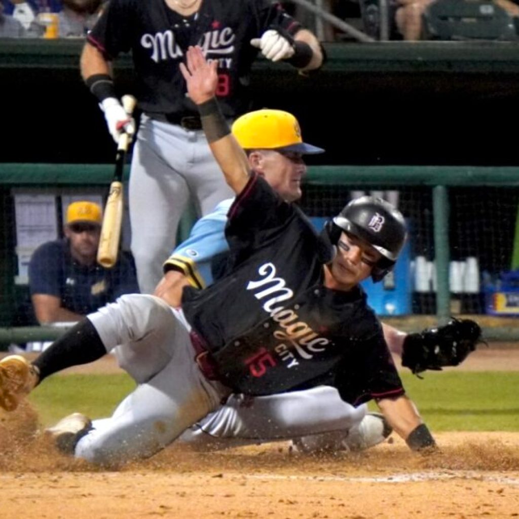 BACK-TO-BACK: Barons beat Biscuits again to win Southern League title BACK-TO-BACK: Barons beat Biscuits again to win Southern League title