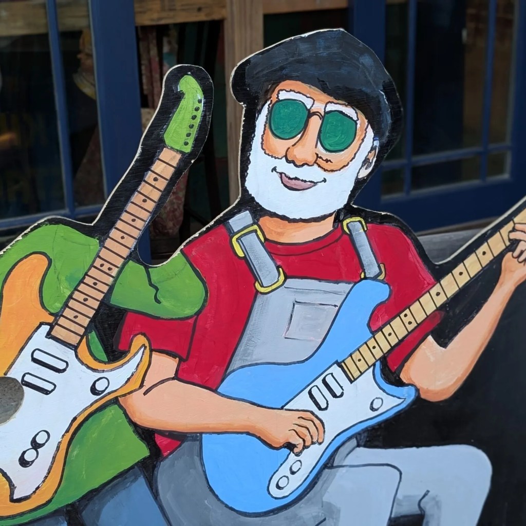 Alabama Music Hall Of Fame Adds New ‘Microwave Dave’ Exhibit Alabama Music Hall Of Fame Adds New ‘Microwave Dave’ Exhibit