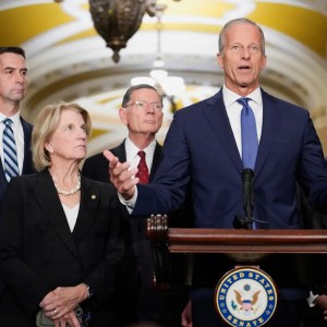 Republicans Ready ‘Nuclear Option’ to Force Through Trump Nominees Republicans Ready ‘Nuclear Option’ to Force Through Trump Nominees