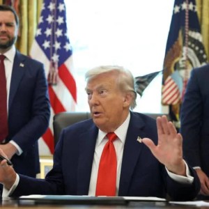 Trump’s Visa Clampdown: New Hurdles for International Students and Media Trump’s Visa Clampdown: New Hurdles for International Students and Media
