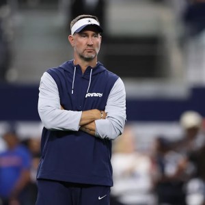Cowboys Coach Schottenheimer Rallies Team After Parsons Trade Cowboys Coach Schottenheimer Rallies Team After Parsons Trade