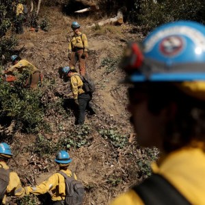 Wildfire Crews Nationwide Fear Immigration Raid at Washington Blaze Wildfire Crews Nationwide Fear Immigration Raid at Washington Blaze