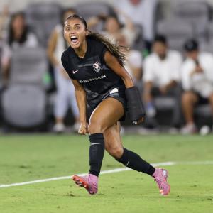 Chelsea Pursues Angel City’s Rising Star Alyssa Thompson in Transfer Bid Chelsea Pursues Angel City’s Rising Star Alyssa Thompson in Transfer Bid